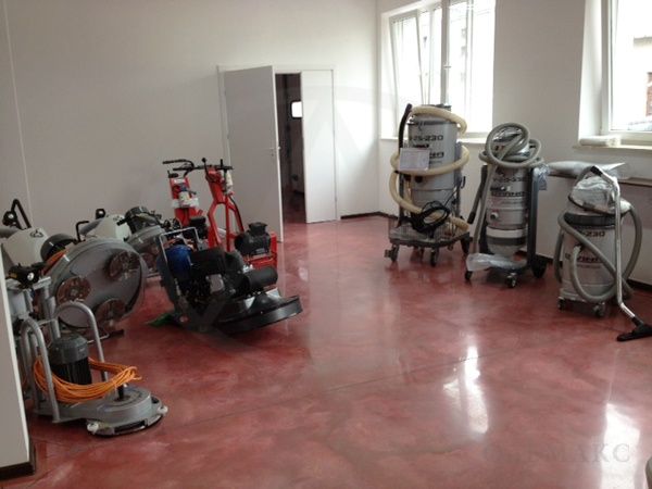 professionalnye_promyshlennye_pylesosy_lavina_01.jpg Пылесосы серии LAVINA